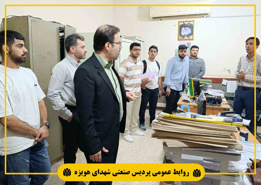 بازدید دکتر سید احسان علوی از روند ثبت‌نام دانشجویان نو ورود