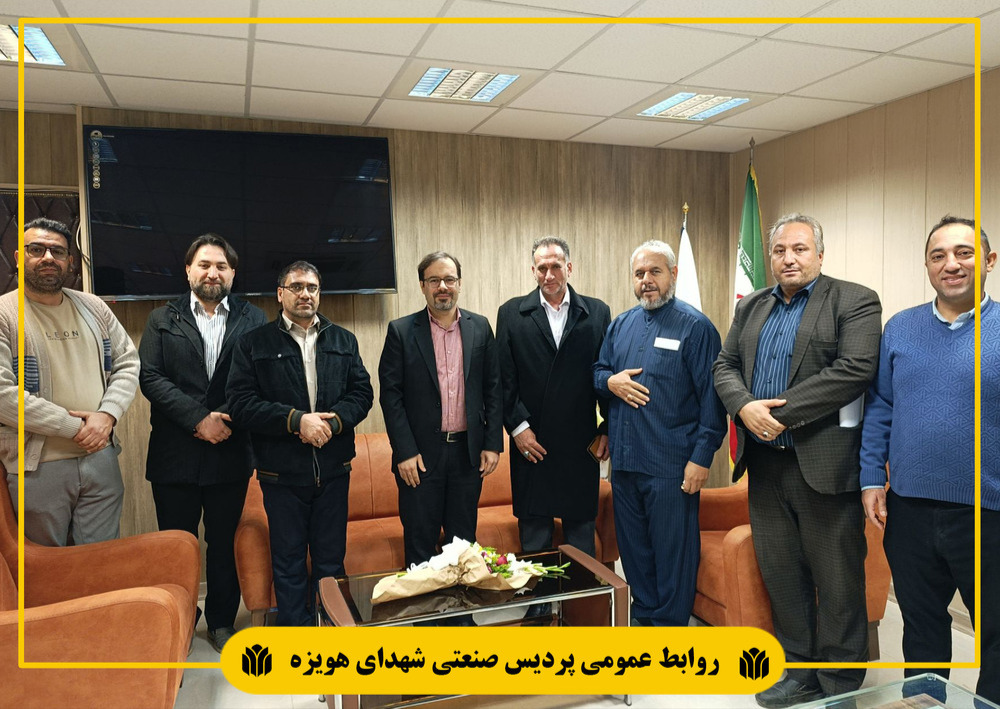 برگزاری مراسم تقدیر از ریاست  پردیس به مناسبت میلاد امام علی (ع) و روز مرد